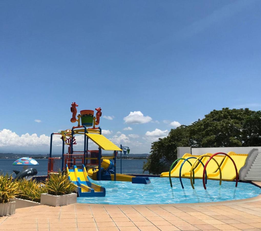 Crusoe Cabins Costa Azalea Samal Exterior photo